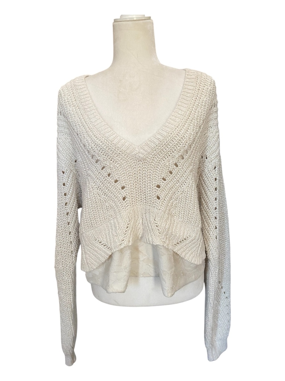Anthropologie Cream V-Neck Cropped Knit Sweater